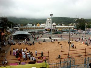 तिरुपति बालाजी मंदिर के अनसुलझे रहस्य और अद्भुत चमत्कार, वैज्ञानिक भी सुलझा नहीं पाए मतभेद