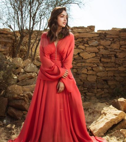 ओह बाप रे... महंगी ड्रेस में नजर आईं यामी गौतम, इस रेड ड्रेस की कीमत पढ़कर खो जाएंगे आप
